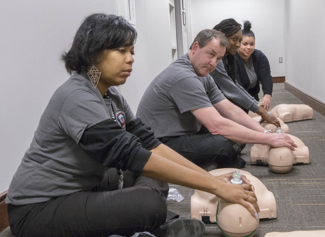 students in CPR training